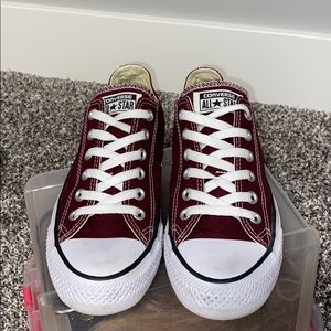 Maroon converse